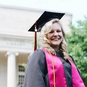 Meet your Posher, Tabitha